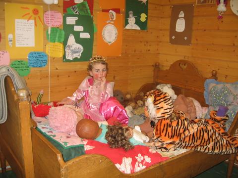 barnemaskerade 2008 018